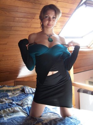 Kailya adult dating in Alpine
